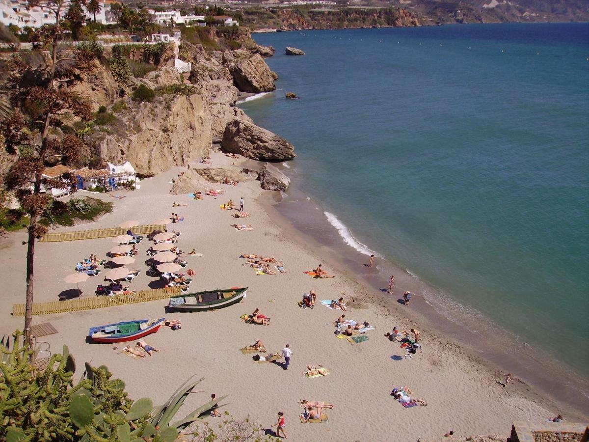 Rico Apartaments Parador Nerja Ngoại thất bức ảnh