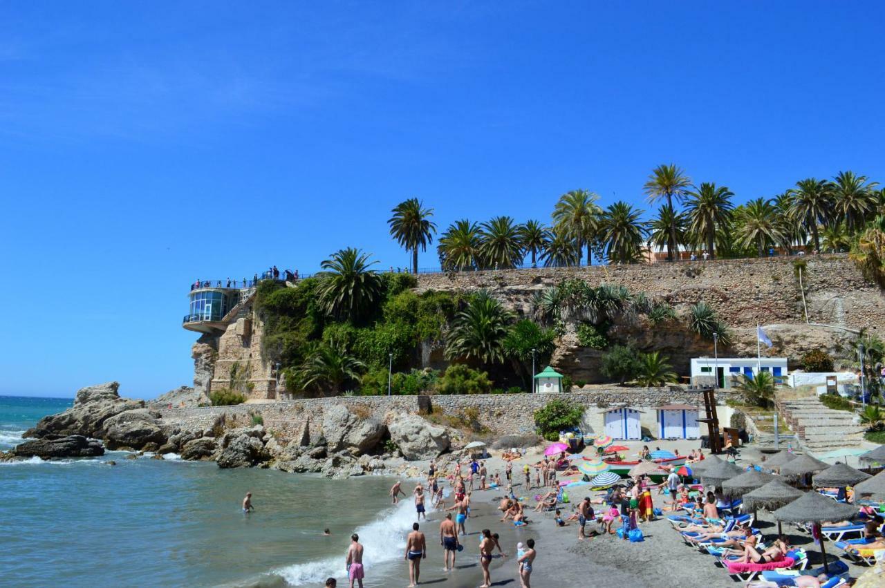 Rico Apartaments Parador Nerja Ngoại thất bức ảnh